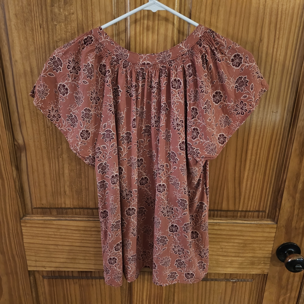 Floral Rust Top - Picture 2 of 3